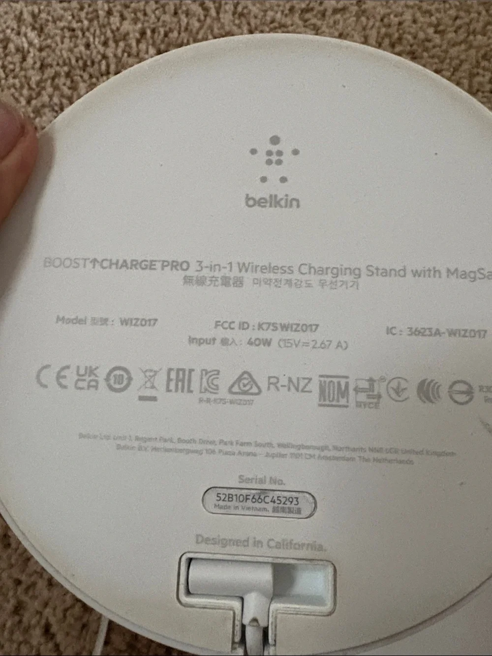 Belkin Boost charge pro 3 in 1 Magnetic Wireless Charging Stand with MagSafe